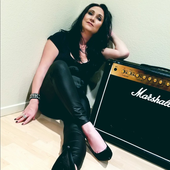 Meet your Posher, Kelly - Picture 1 of 1